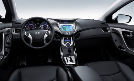 HYUNDAI_ELANTRA_EK21607