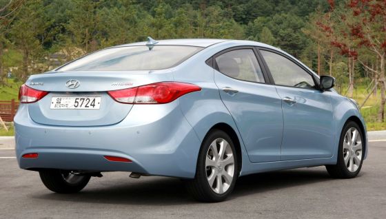 HYUNDAI_ELANTRA_EK31205