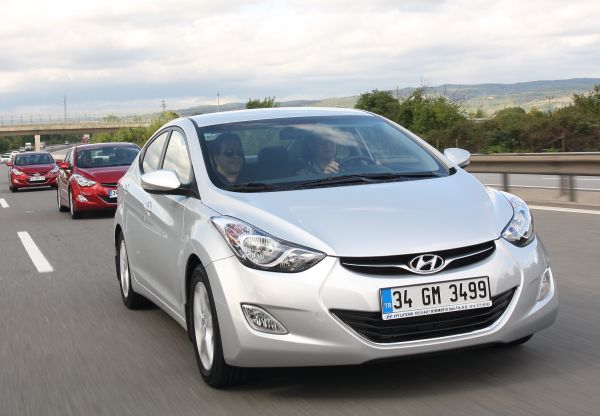 Hyundai Elantra - AutoBest - 2