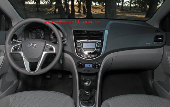 Hyundai_Accent_Blue_1-6_CRDi_test (4)