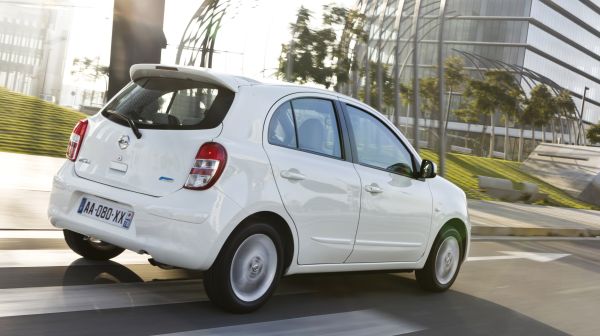 NISSAN_MICRA_PUNCH_2