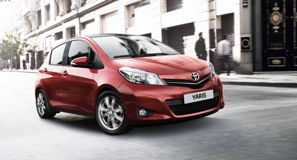 YARIS_2