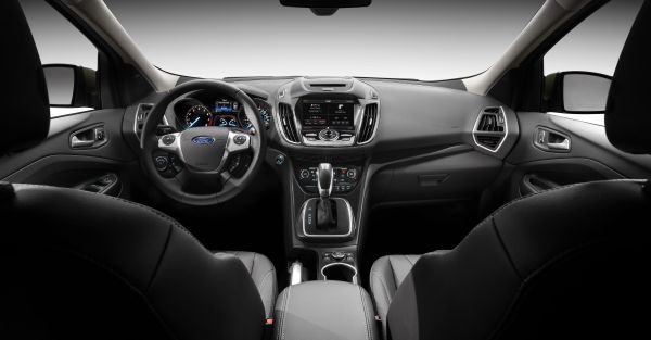 FORD_KUGA_2
