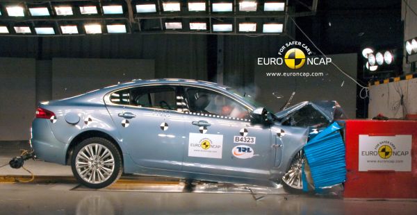 JAGUAR_XF