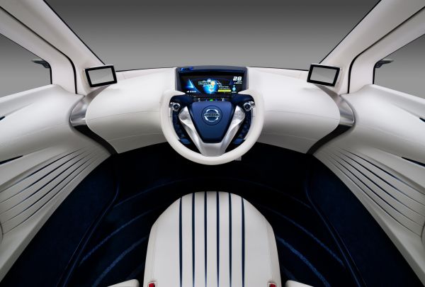 NISSAN_PIVO_3_3
