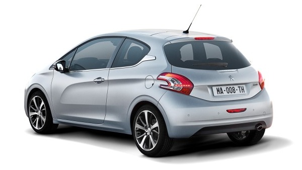 Peugeot_208 (3)
