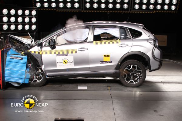 SUBARU_XV
