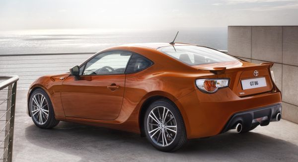 TOYOTA_GT_86_2