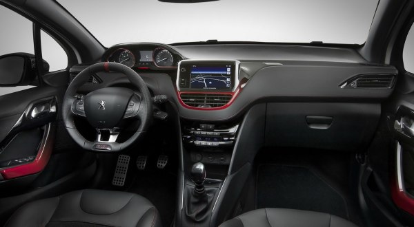 2013_Peugeot_208_GTi (3)