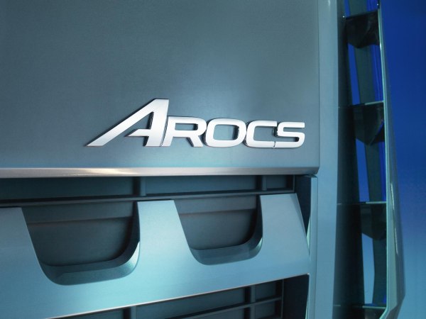 yeni_Mercedes-Benz_Arocs_2013 (1)
