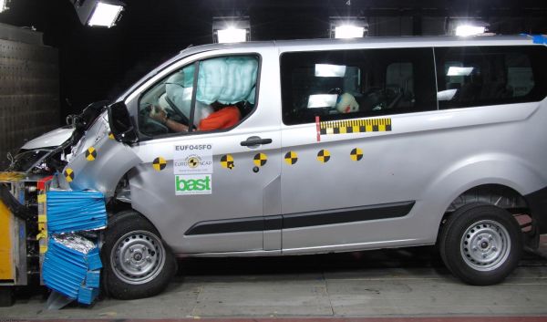 EURO_NCAP_FORD_TOURNEO_CUSTOM_2