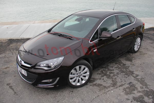 OPEL_ASTRA_SEDAN_1.3_CDTi_1