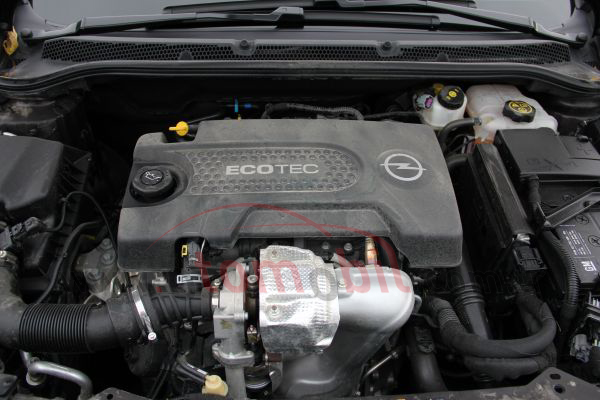 OPEL_ASTRA_SEDAN_1.3_CDTi_4