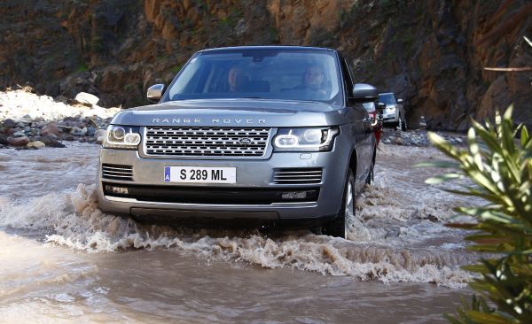 Yeni_Range_Rover_2013_11