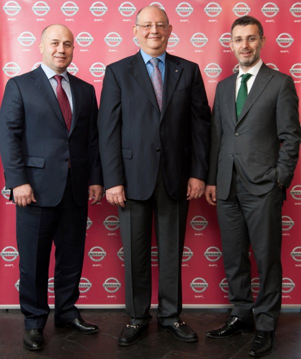 Nissan_Satis_ Md_ibrahim_Anac-Nissan_GMY_ilkim-Sancaktaroglu-Nissan-PM-Mehmet-Akin
