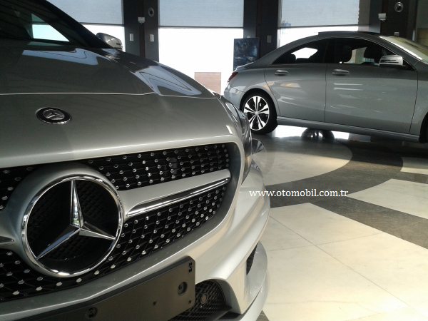 Yeni_2013_Mercedes_CLA_Serisi_Turkiye_onden