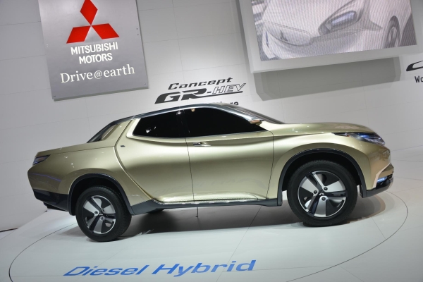 Mitsubishi_GR-HEV (2)