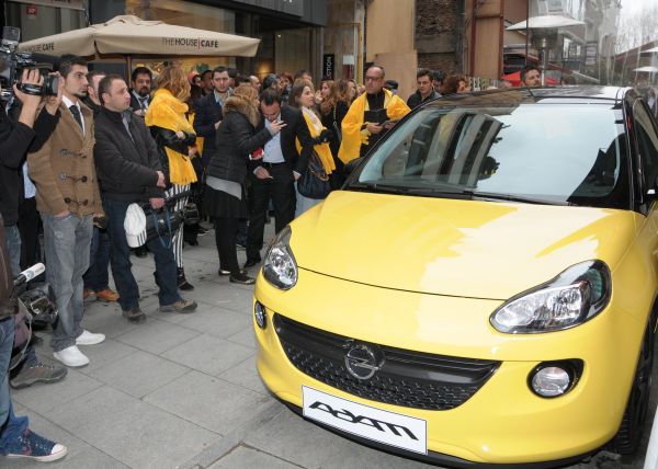 Opel Adam 3