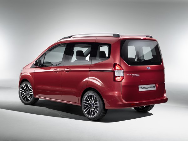 Yeni_Ford_Tourneo-Courier_2014_Cenevre_2013 (2)