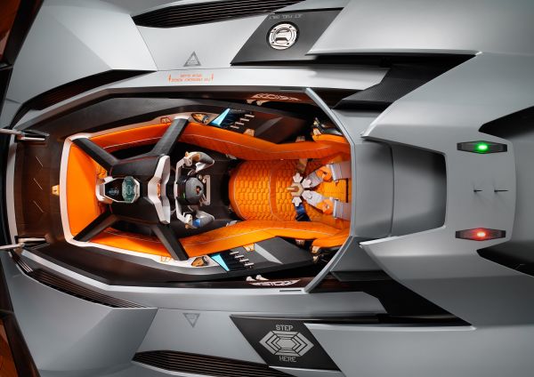Lamborghini Egoista Concept 4
