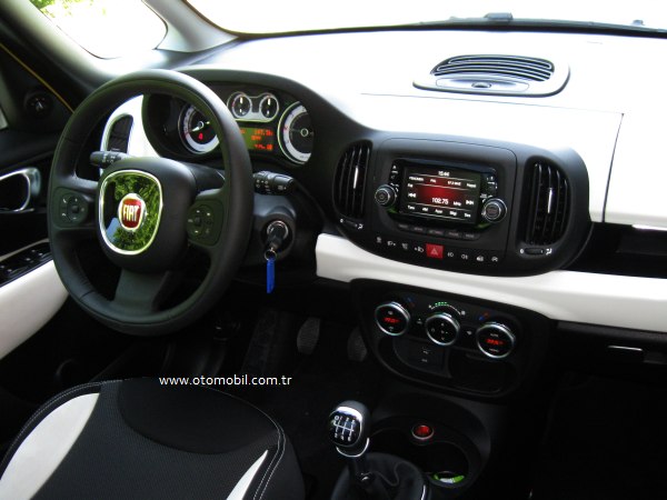 Fiat_500L_ic_mekan_test_surusu