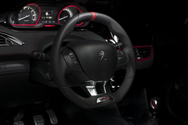 Peugeot_208_Gti_test_surusu_2013 (2)