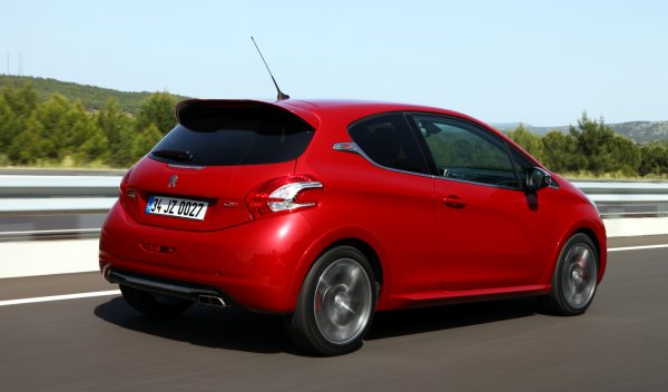 Peugeot_208_Gti_test_surusu_2013 (8)