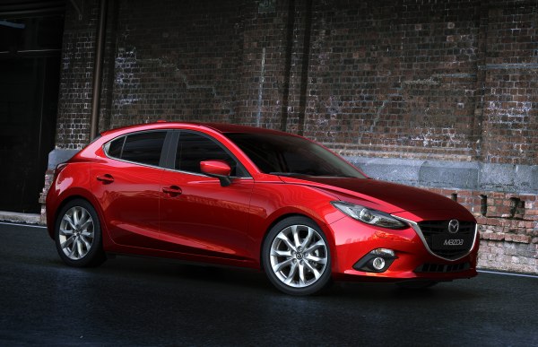 Yeni_Mazda3_Hatchback_2014_on-2