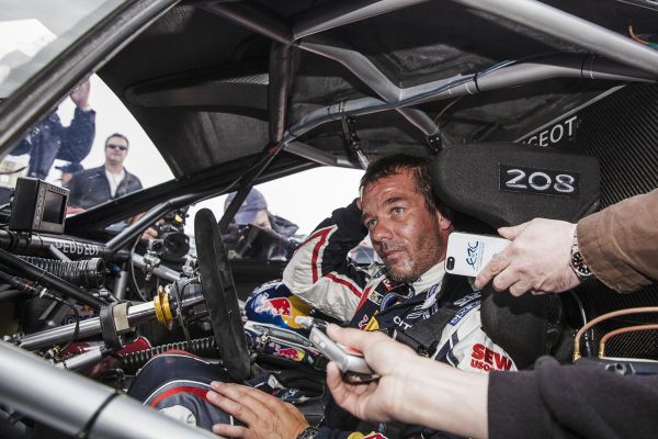 Peugeot 208 T16 Pikes Peak 1