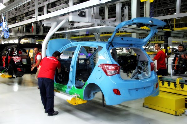 yeni_Hyundai_i10_uretim_bandi