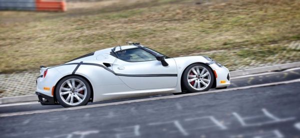 Alfa Romeo 4C Nürburgring rekor 2
