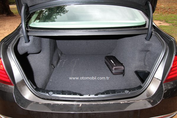 Yeni_BMW_520i_1-6_litre_bagaj F10 BMW 5 Serisi bagaj