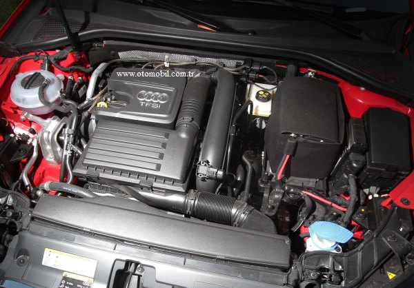 Audi_A3_Sedan_1-4_TFSI_COD_motor