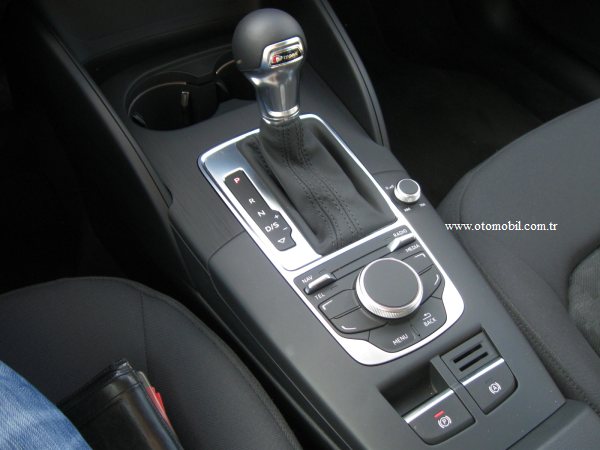 Audi_A3_Sedan_test (11)