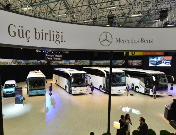 Mercedes-Benz-Comvex_2013_otobus