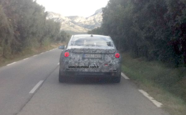 Yeni BMW 7 Serisi 2014 Test Kamuflaj 2