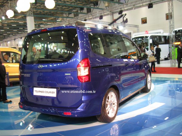 Yeni_Ford_Tourneo_Courier_2014 (2)