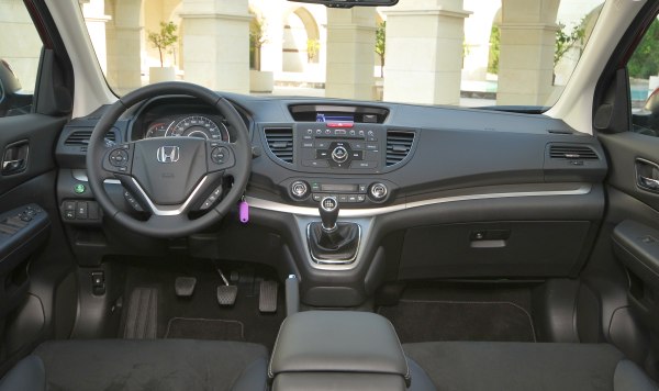 Yeni_Honda_CR-V_1-6_dizel_on_konsol
