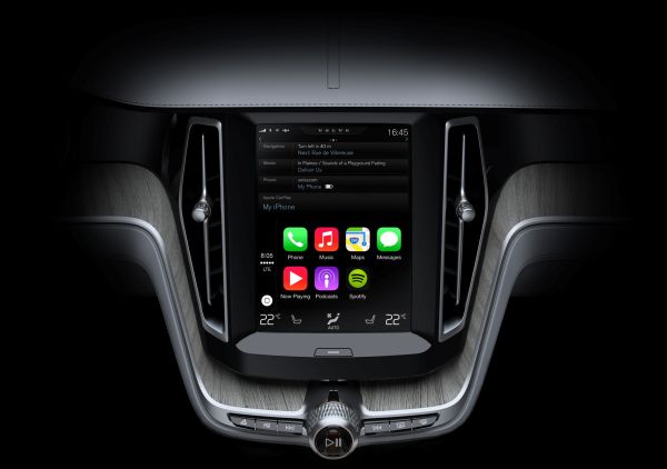 Volvo_Apple_CarPlay_2