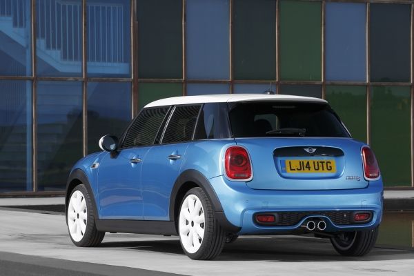 MINI_Cooper_5_Kapı_2015 (2)