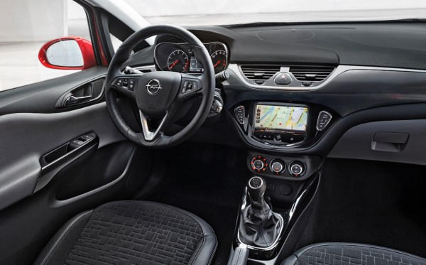 Yeni_Opel_Corsa_2015_ic_mekan