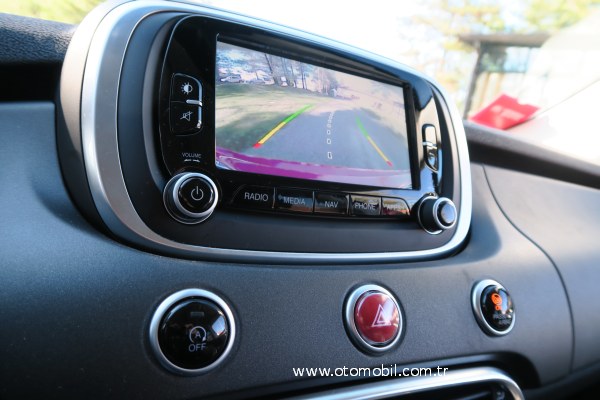 Fiat_500X_ekran