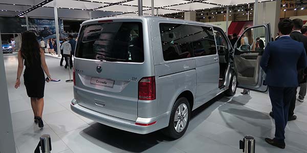 Yeni Volkswagen Caravelle 2015 02
