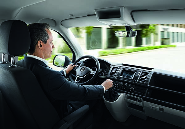 Yeni Volkswagen Transporter 2015 02