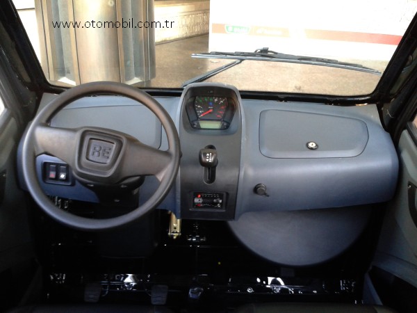 Bajaj_Qute (4)