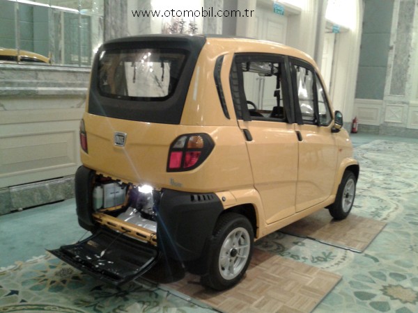Bajaj_Qute (9)
