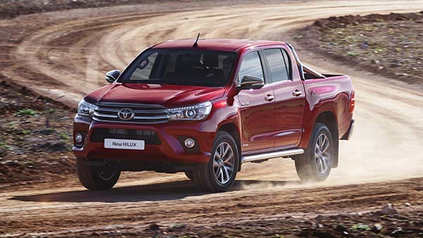 Yeni Toyota Hilux