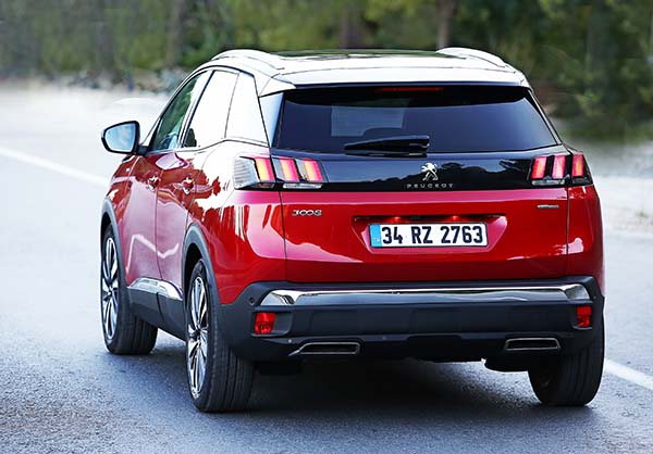 Yeni 2017 Peugeot 3008 modeli