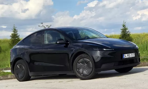 Standart Paket Tesla Model Y test sürüşü