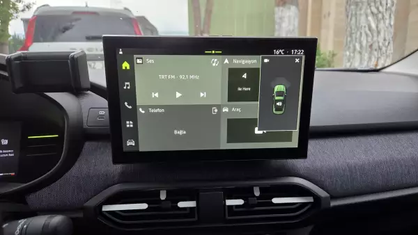 Dacia Logan multimedya ekranı